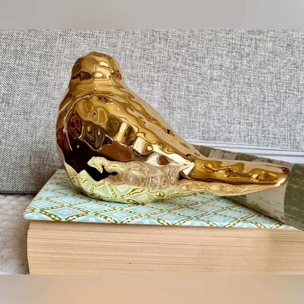 New Large Hammered Texture Shiny Gold Tone Ceramic Bird Decor Figurine - 5.5”